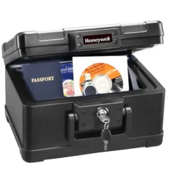 Honeywell 1101 Molded Fire Chest (.15 cu ft.)