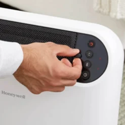 Honeywell ThermaWave 6 Ceramic Heater With Programmable Thermostat - White, HCE870W