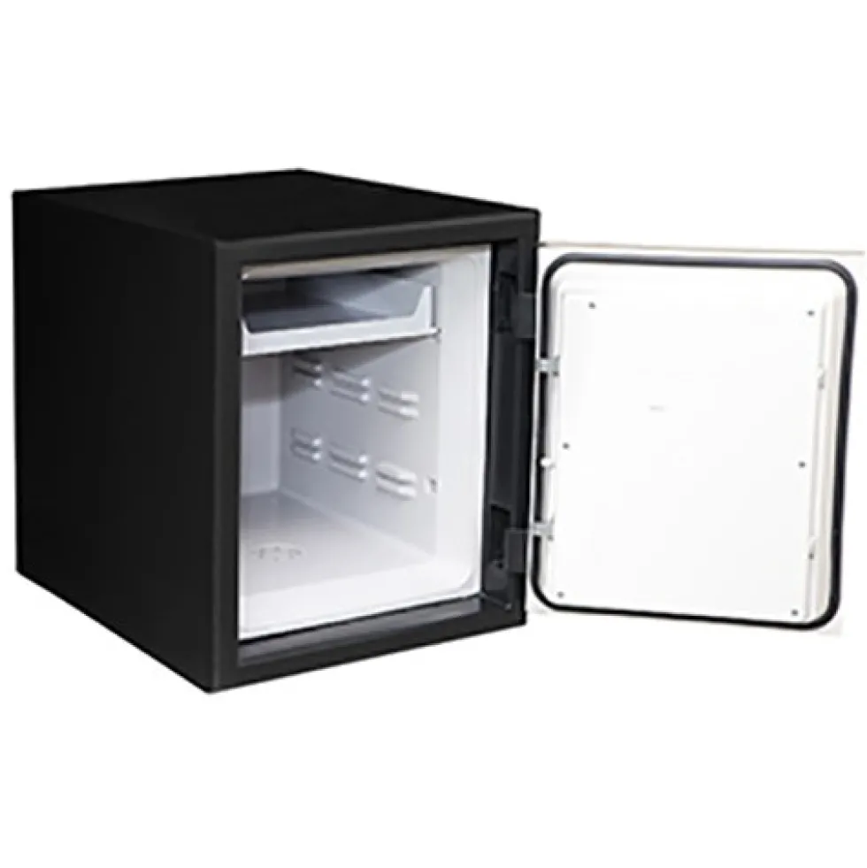 Honeywell 2605 Waterproof 2 Hour UL Fire and Security Safe (0.9 cu ft.)