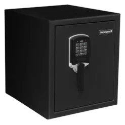 Honeywell 2605 Waterproof 2 Hour UL Fire and Security Safe (0.9 cu ft.)