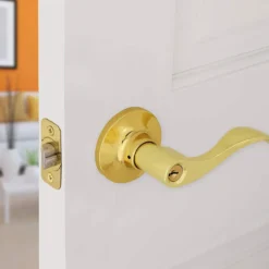 Honeywell Wave Entry Door Lever, Polished Brass, 8106001
